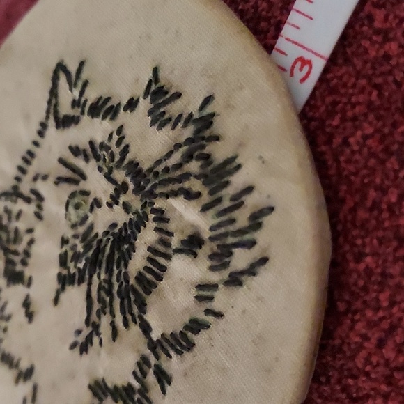 Vintage Handmade Embroidered Black Cat Disc Piece - Picture 3 of 5